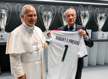 Papst besucht Real Madrid im Bernabéu