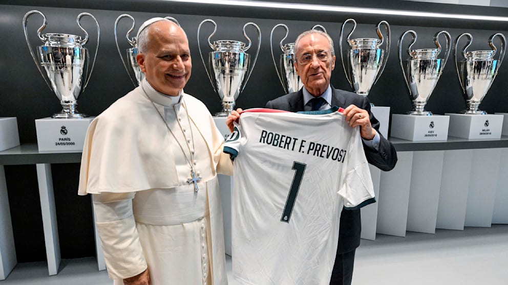 Papst besucht Real Madrid im Bernabéu