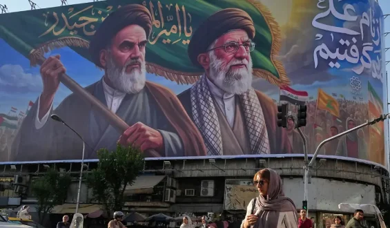 Irans Innenpolitik nach Kriegsende: Herausforderungen und Aufbruch