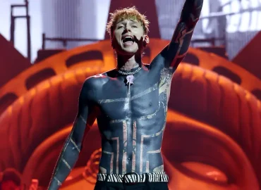 Machine Gun Kelly: Drastische Konsequenzen seines Blackout-Tattoos
