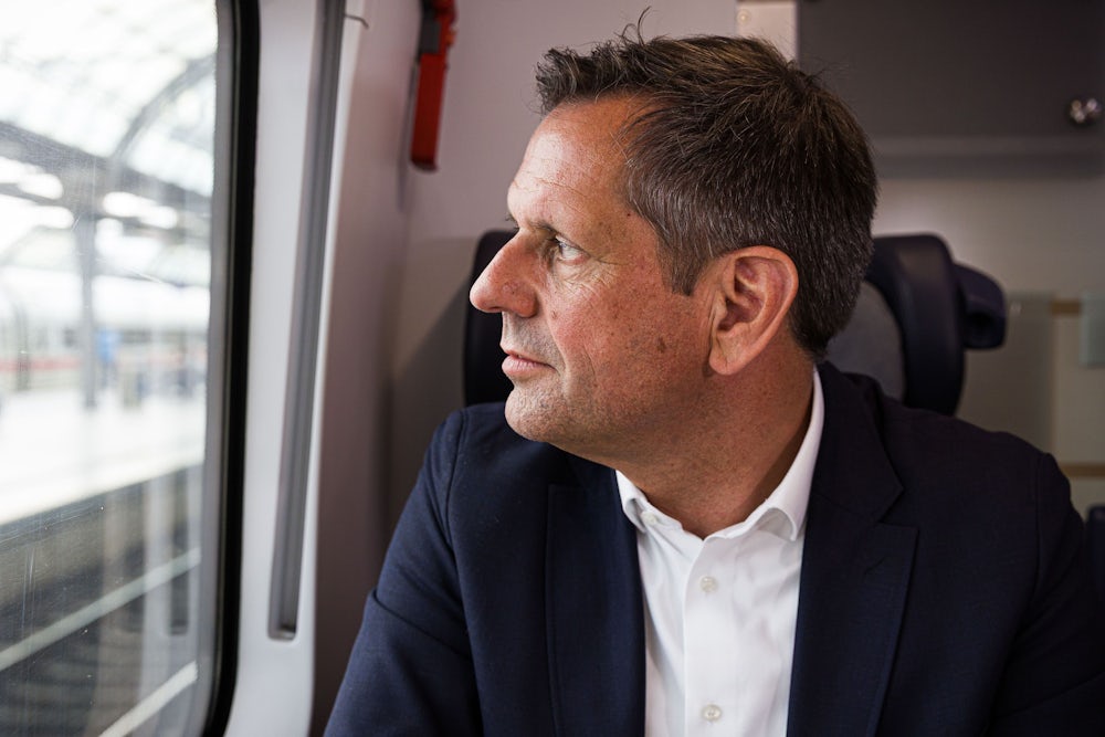 Vernachlässigt die Bahn wirklich den Nahverkehr?