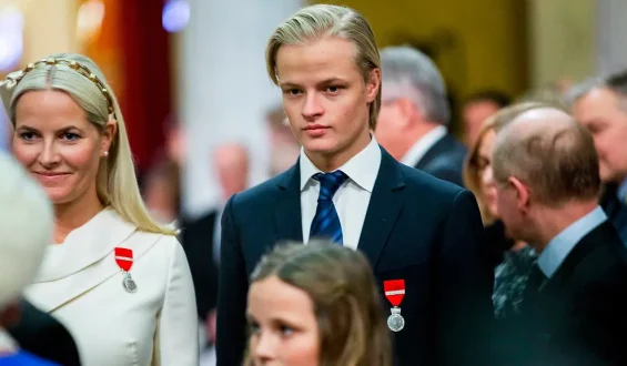 Gericht hebt Untersuchungshaft von Mette-Marits Sohn auf