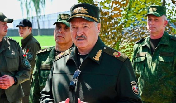 Lukaschenko fordert Kompromiss im Ukraine-Krieg und entschuldigt sich bei Selenskyj