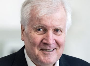 Seehofer fühlt Genugtuung über EU-Asylregeln