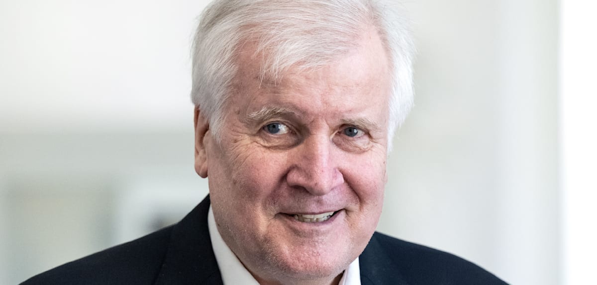 Seehofer fühlt Genugtuung über EU-Asylregeln