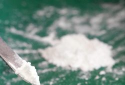 Mehr junge Menschen machen Drogenerfahrungen