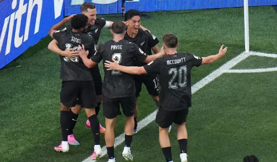 Iran erreicht Unentschieden gegen Neuseeland bei WM-Auftakt