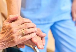 Gesundheitsökonom Heinz Rothgang zur Pflegereform