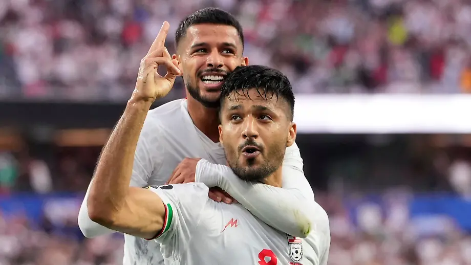 Irans Fußballmannschaft beeindruckt bei WM-Auftakt
