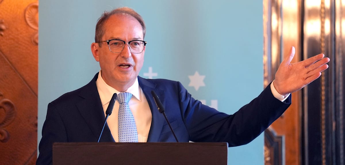 Dobrindt verteidigt Abschiebungen von afghanischen Straftätern