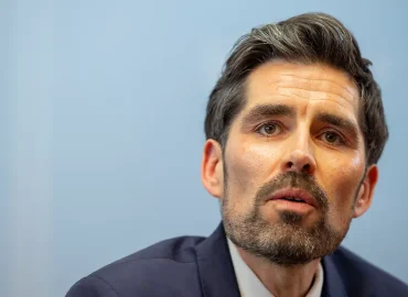 Diskussion um Wohngeld-Kürzungen: SPD-Minister Teuber widerspricht
