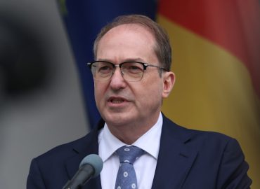 Alexander Dobrindt warnt vor Drohnenangriffen auf den Bundestag