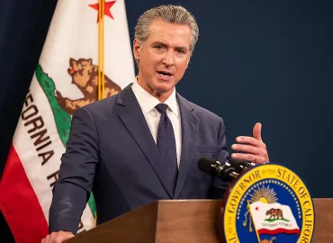 Mögliche Präsidentschaftskandidatur: Newsom sieht Trump hinter Ermittlungen