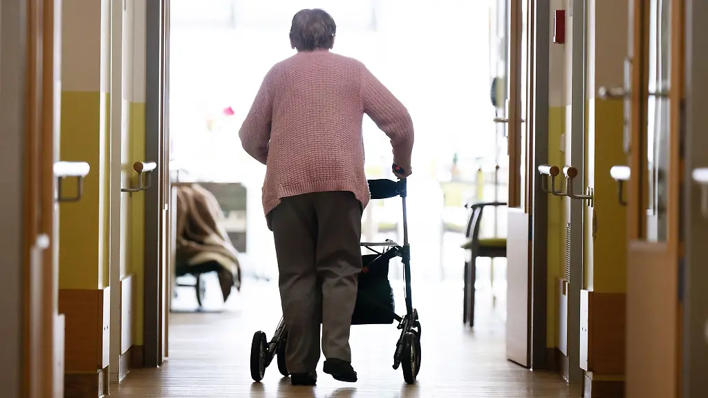 Pflegebedürftige und Eigenheim: Sozialamt und Finanzierung der Pflegekosten