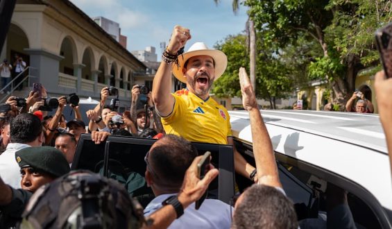 Rechtsruck in Kolumbien: De la Espriella gewinnt Präsidentschaft