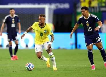 Brasilien dominiert gegen Schottland, während Marokko gegen Haiti kämpft