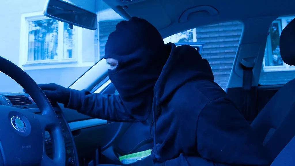 Versicherung verweigert Zahlung nach Falschangabe bei Autodiebstahl