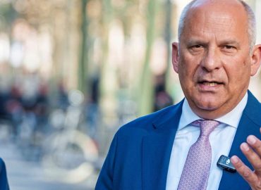 SPD-Innenminister will Abschiebungen straffälliger Flüchtlinge erleichtern