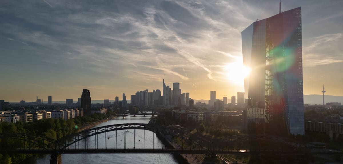 Wirtschaft in der Euro-Zone schrumpft unerwartet im ersten Quartal
