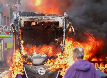 Gewalttätige Zwischenfälle nach Messerangriff in Belfast