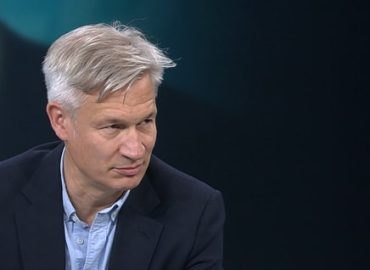 Kritik an Paragraf 188 StGB und Umgang mit Politikerbeleidigungen