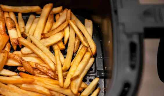 Jamie Oliver verrät genialen Trick für knusprige Speisen aus dem Airfryer