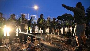 Proteste und Ausschreitungen nach Tod eines britischen Studenten