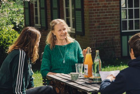 Interview mit Cornelia Funke und Luisa Neubauer über Klimaschutz