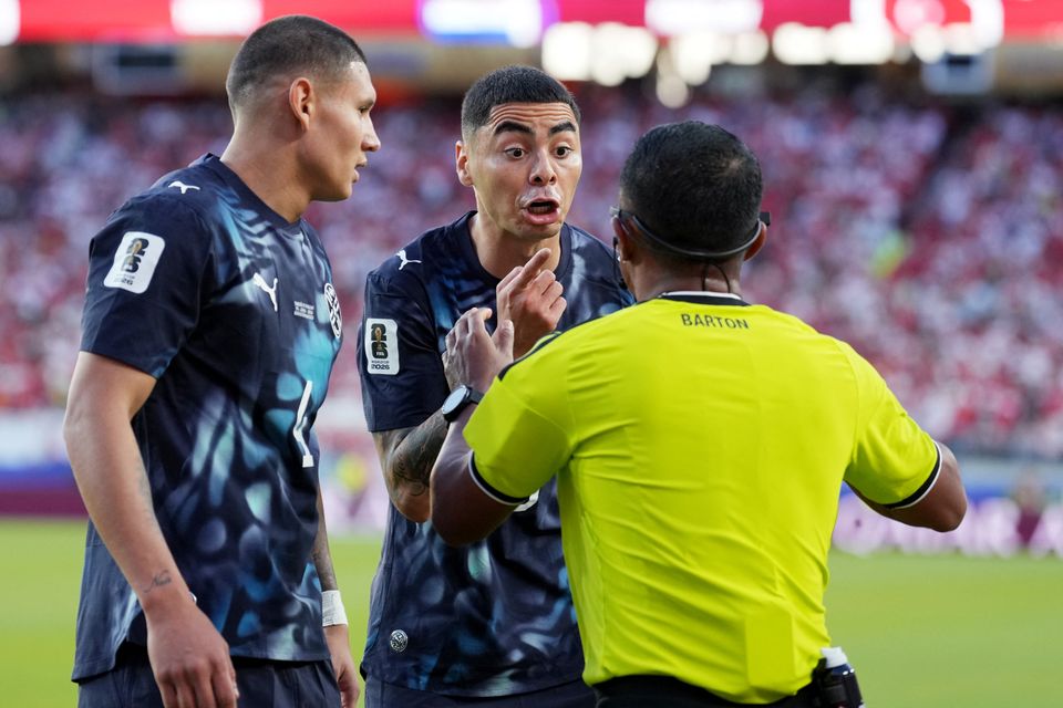 Kontroverse um Roten Karte bei Fußball-WM