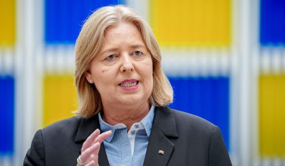 SPD-Chefin Bärbel Bas: Herausforderungen im Umgang mit Hass und Kritik