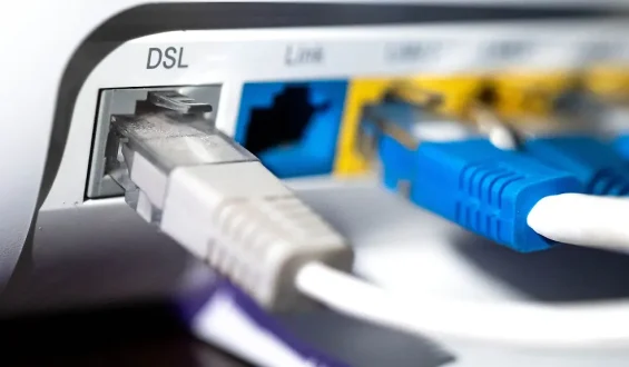 Internetvertrag beim Umzug: Rechte sichern
