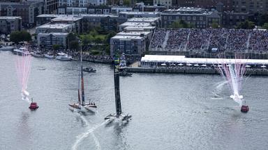 Spanien siegt im spannenden Finale in Halifax