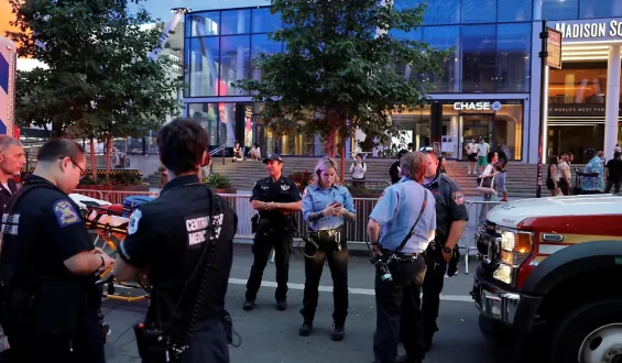 Messerangriff auf New Yorker Penn Station: Sechs Verletzte