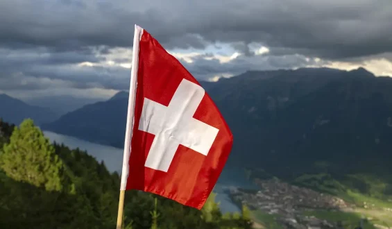 Tragischer Wanderunfall in den Schweizer Alpen
