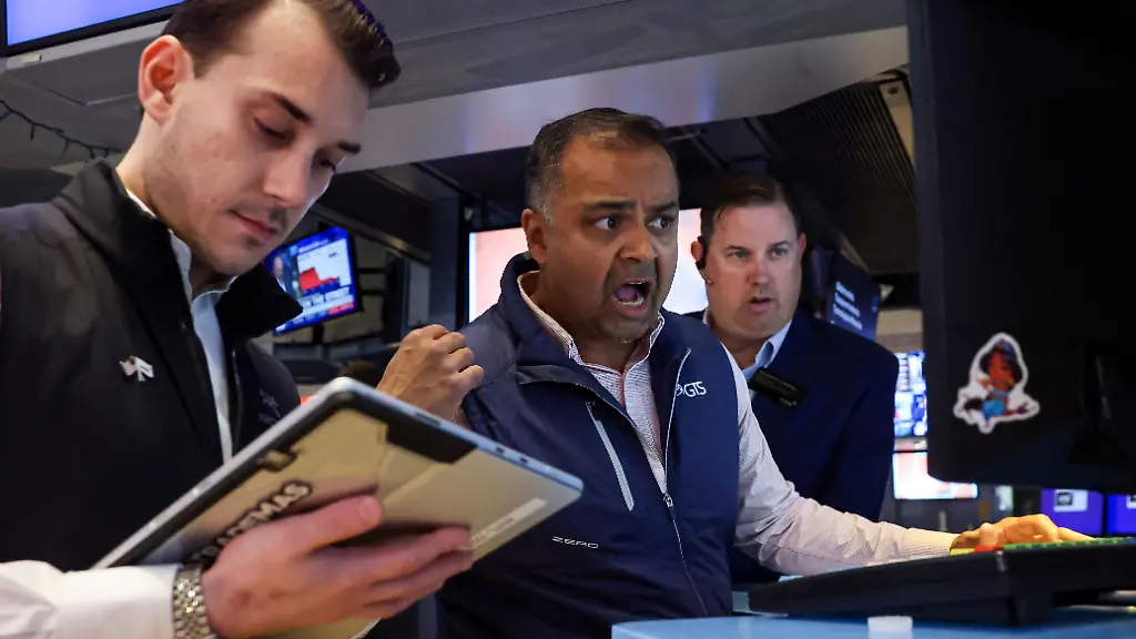 Dow-Jones erreicht Rekordhoch, Technologiewerte unter Druck