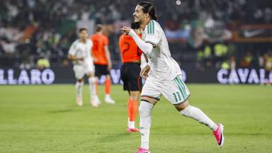 Algerien schlägt die Niederlande im WM-Testspiel