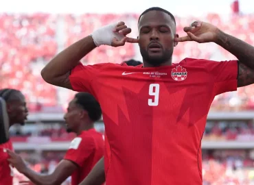 Kanada sichert Unentschieden im Eröffnungsspiel