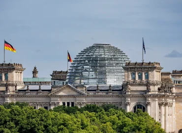 Debatte um Altersbezüge von Bundestagsabgeordneten