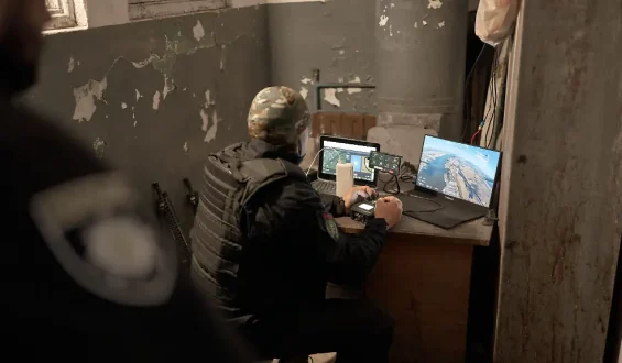 Ukraine meldet Zerstörung wichtiger Eisenbahnbrücke auf der Krim