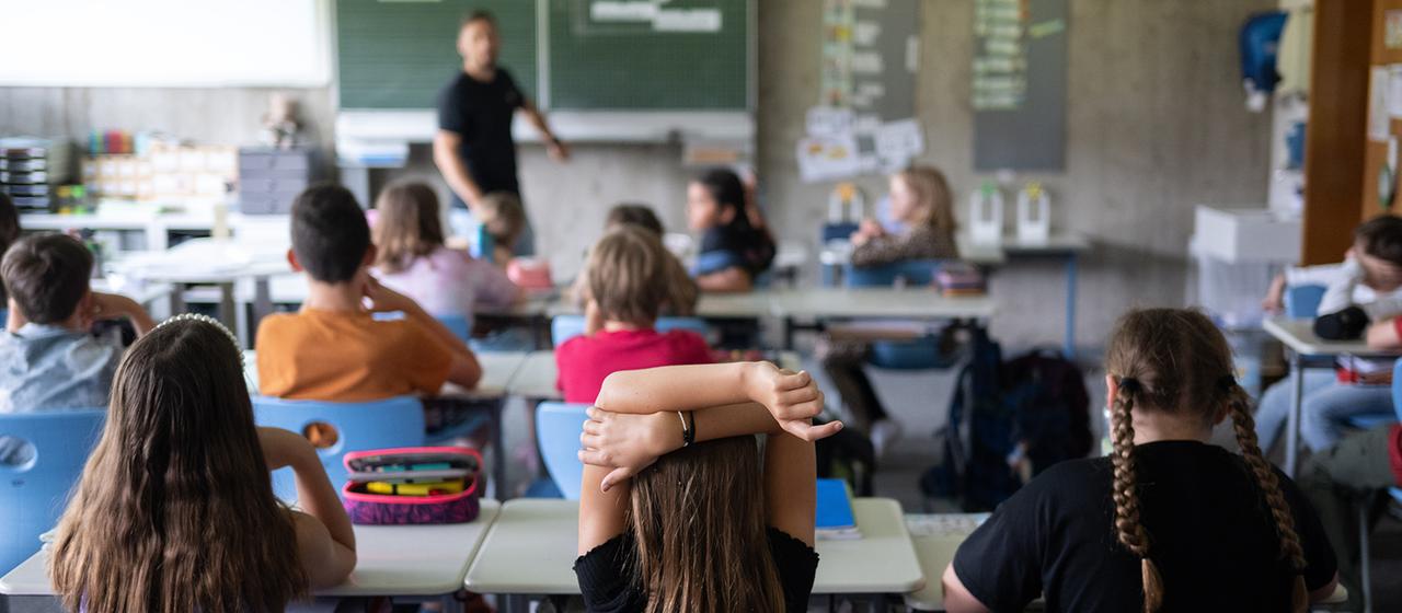 Herausforderungen im Schulalltag: Lehrerperspektiven und Schülerverhalten