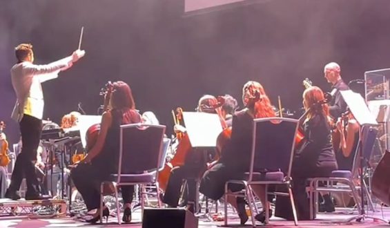 Zuschauer rettet Konzert: Spontanes Solo ersetzt erkrankten Pianisten