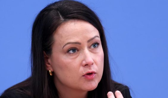 Rezession in Deutschland durch Nahost-Krieg? DIW korrigiert Prognose