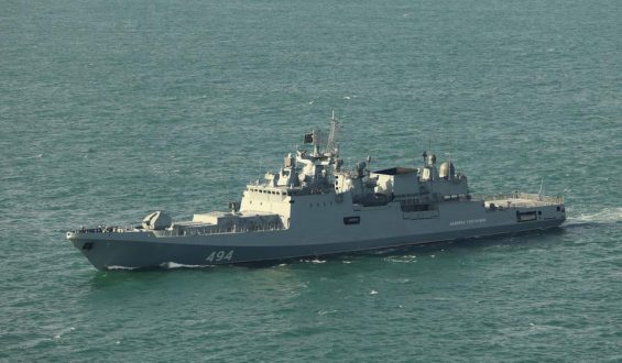 Russisches Kriegsschiff feuert Warnschüsse im Ärmelkanal ab