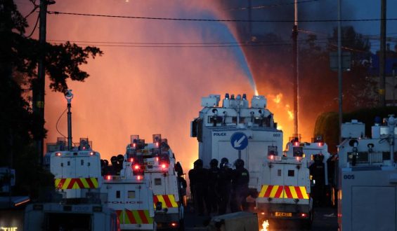 Ausländerfeindliche Proteste in Nordirland nach Messerattacke