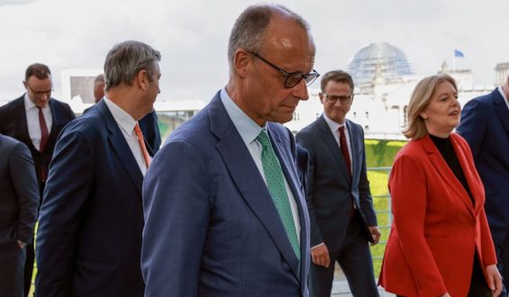 Merz unter Druck: Reformen und politische Herausforderungen
