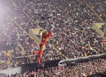 Helene Fischer kehrt triumphal auf die Bühne zurück
