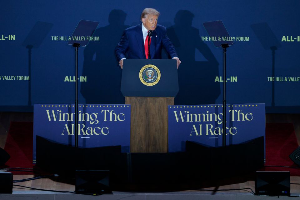 Donald Trump bei einer KI-Konferenz 2025