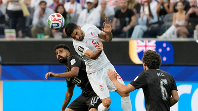Liveblog zur Fußball-WM in den USA: Historische Iran-Flaggen im Stadion