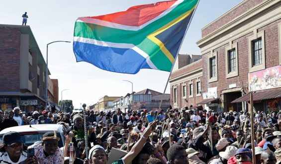 Gewalttätige Proteste in Südafrika gegen illegale Einwanderung