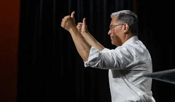 Prognosen sehen Becerra in kalifornischer Gouverneurs-Stichwahl